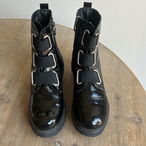 ARTICA Baldy Black Patent Leather Chunky Heel Strap Booties EU 37 US 6.5–7 - Picture 3 of 16